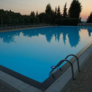  Vakantiepark Villaggio Turistico Il Fontino